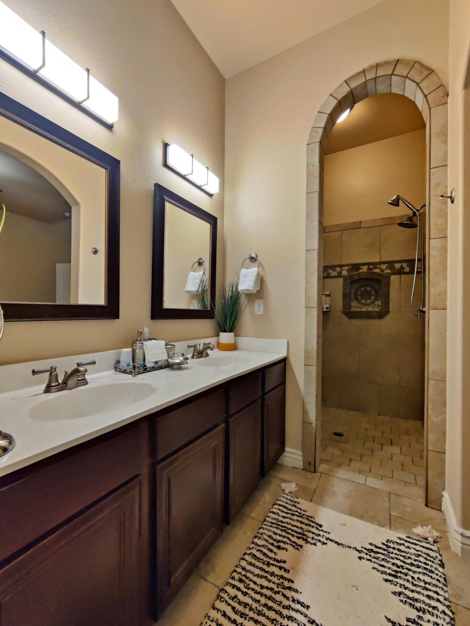 Wonderful, Plush & Luxurious 3 Bed Room Home El Paso Eksteriør bilde